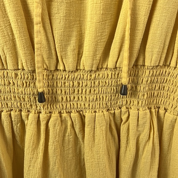 Universal Thread Yellow Sleeveless Dress - Picture 4 of 5